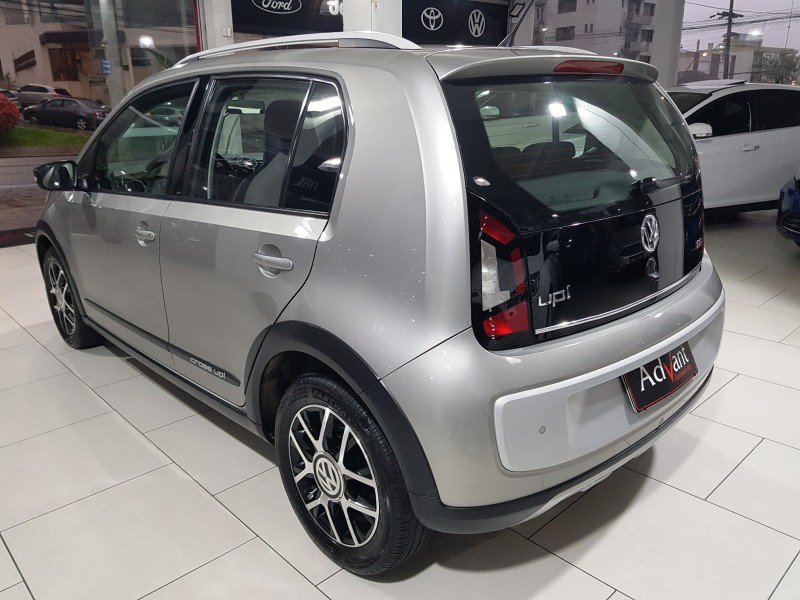 CROSS UP 1.0 TSI 12V FLEX 4P MANUAL - 2017 - CAXIAS DO SUL