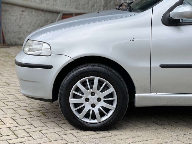 PALIO 1.8 MPI EX WEEKEND 8V FLEX 4P MANUAL - 2003 - BENTO GONçALVES