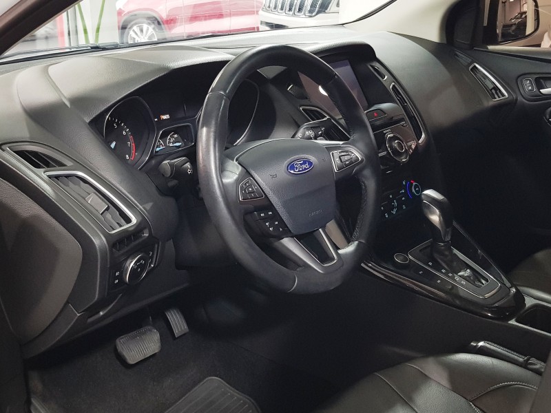 FOCUS 2.0 TITANIUM PLUS FASTBACK 16V FLEX 4P AUTOMÁTICO - 2019 - CAXIAS DO SUL