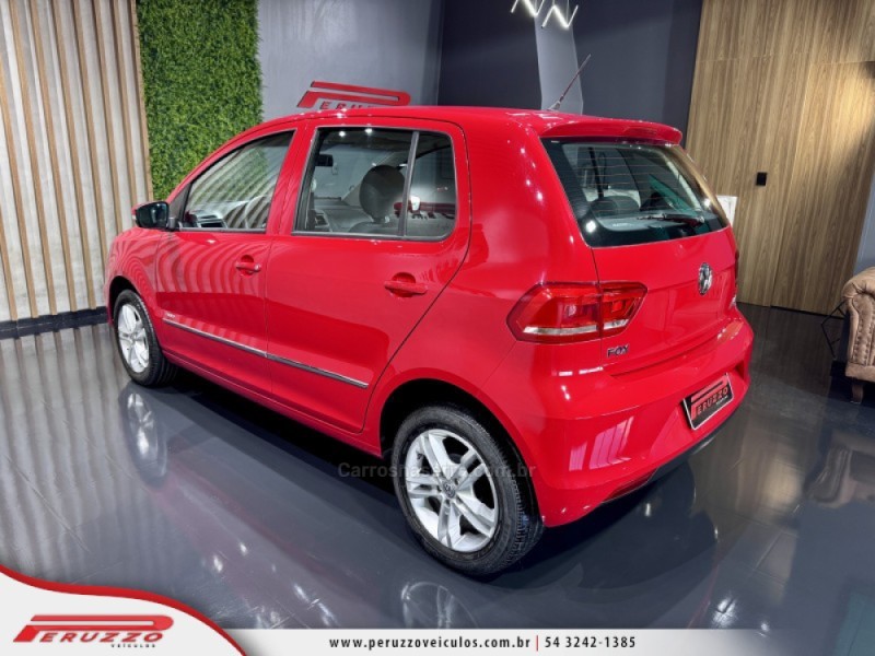 FOX 1.6 MSI TRENDLINE 8V FLEX 4P MANUAL - 2016 - NOVA PRATA