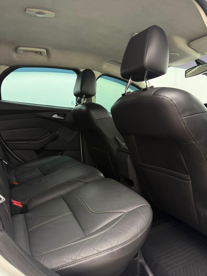 FOCUS 1.6 SE 16V FLEX 4P MANUAL - 2016 - CAXIAS DO SUL