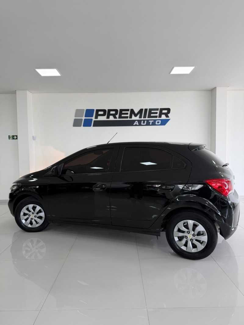 ONIX 1.0 LT 12V FLEX 4P MANUAL - 2017 - CAXIAS DO SUL