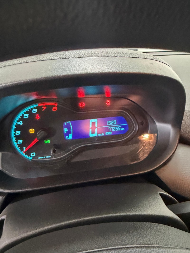 ONIX 1.0 LT 12V FLEX 4P MANUAL - 2017 - CAXIAS DO SUL