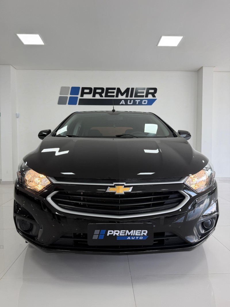 ONIX 1.0 LT 12V FLEX 4P MANUAL - 2017 - CAXIAS DO SUL