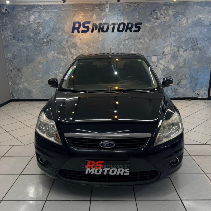 FOCUS 1.6 GLX 8V FLEX 4P MANUAL - 2011 - CAXIAS DO SUL