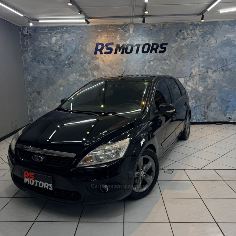 FOCUS 1.6 GLX 8V FLEX 4P MANUAL - 2011 - CAXIAS DO SUL