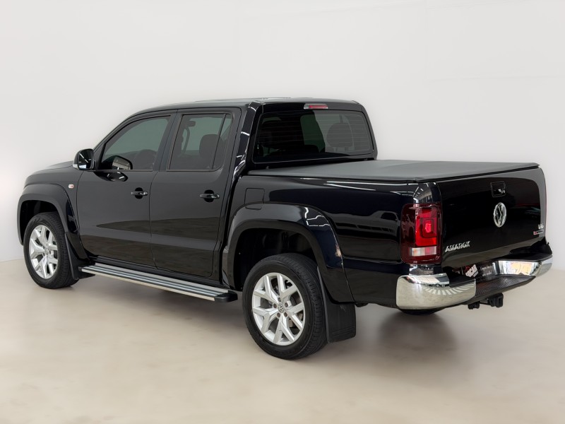 AMAROK 3.0 V6 TDI HIGHLINE CD DIESEL 4MOTION AUTOMÁTICO - 2024 - CAXIAS DO SUL