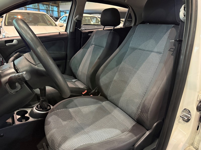 GOL 1.6 MI POWER 8V FLEX 4P MANUAL - 2013 - FARROUPILHA