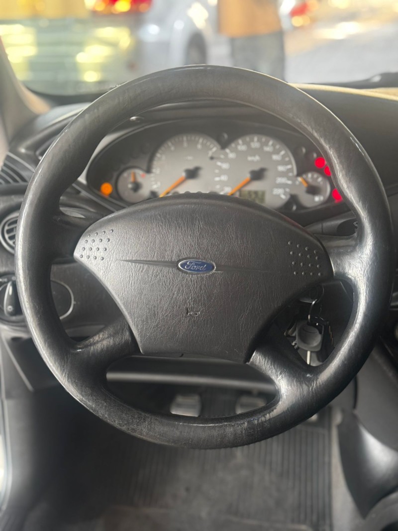 FOCUS 1.6 SE 16V FLEX 4P MANUAL - 2004 - BENTO GONçALVES