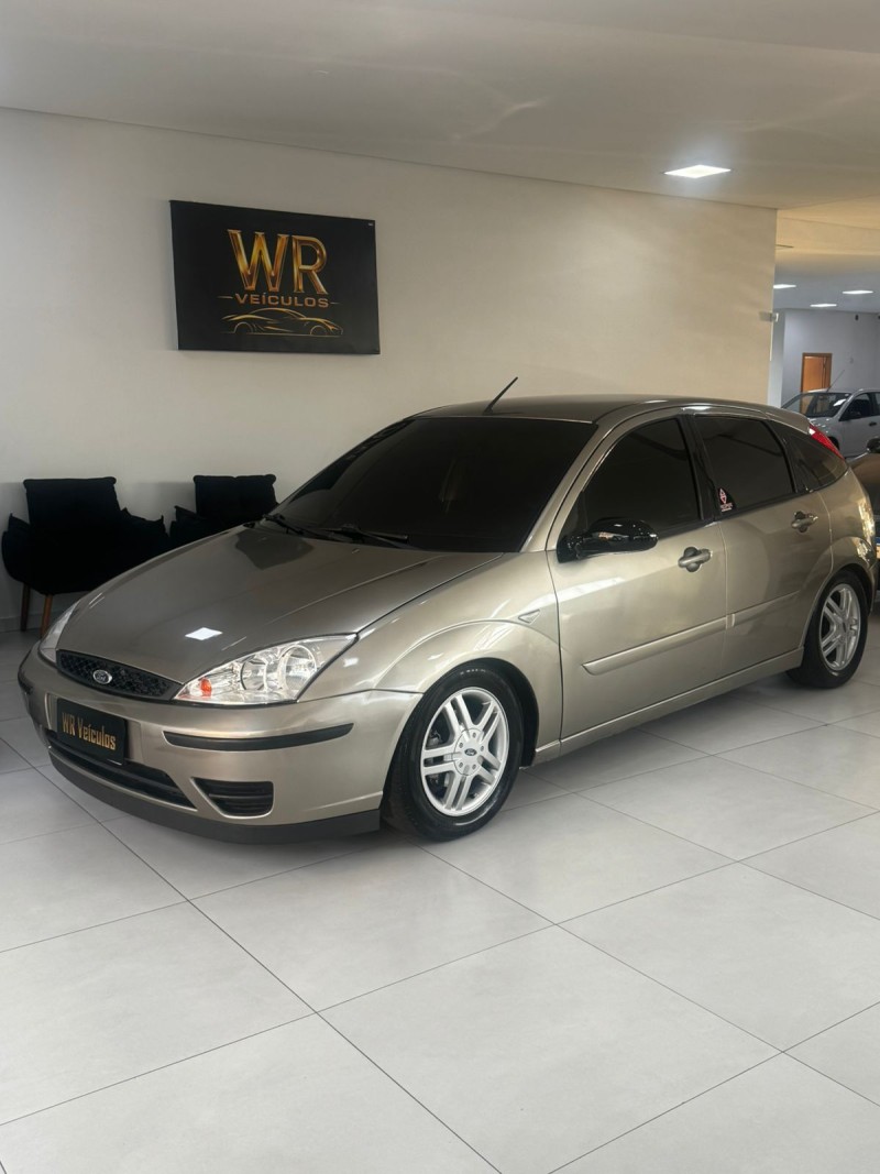 focus 1.6 se 16v flex 4p manual 2004 bento goncalves