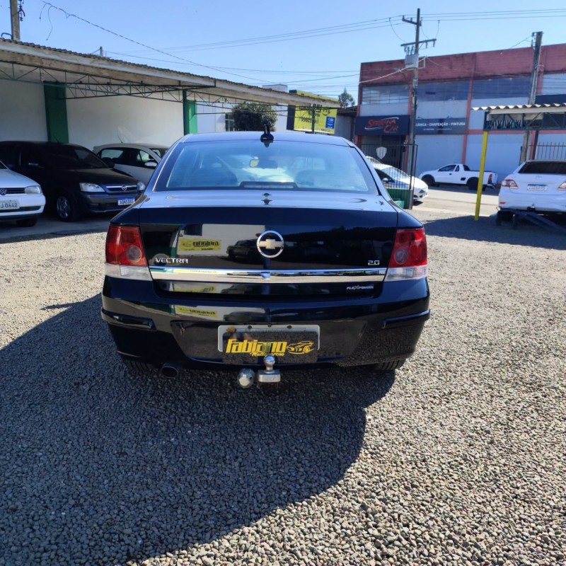 VECTRA 2.0 MPFI ELEGANCE 8V FLEX 4P MANUAL - 2006 - VENâNCIO AIRES