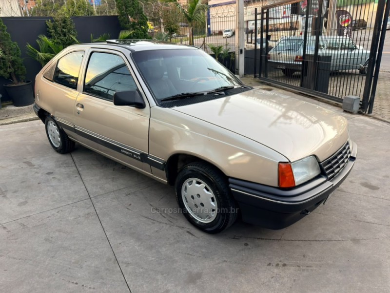 KADETT 1.8 EFI SL/E 8V GASOLINA 2P MANUAL