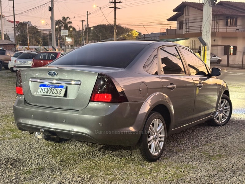 FOCUS 2.0 GHIA 16V FLEX 4P AUTOMÁTICO - 2009 - CAXIAS DO SUL