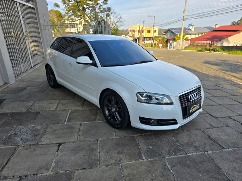 A3 2.0 FSI SPORTBACK 16V GASOLINA 4P MANUAL - 2012 - FARROUPILHA