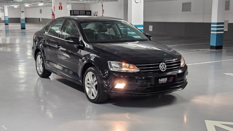 jetta 2.0 tsi highline 211cv gasolina 4p dsg 2016 porto alegre