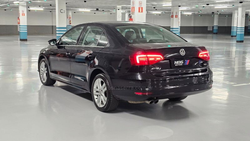 JETTA 2.0 TSI HIGHLINE 211CV GASOLINA 4P DSG - 2016 - PORTO ALEGRE