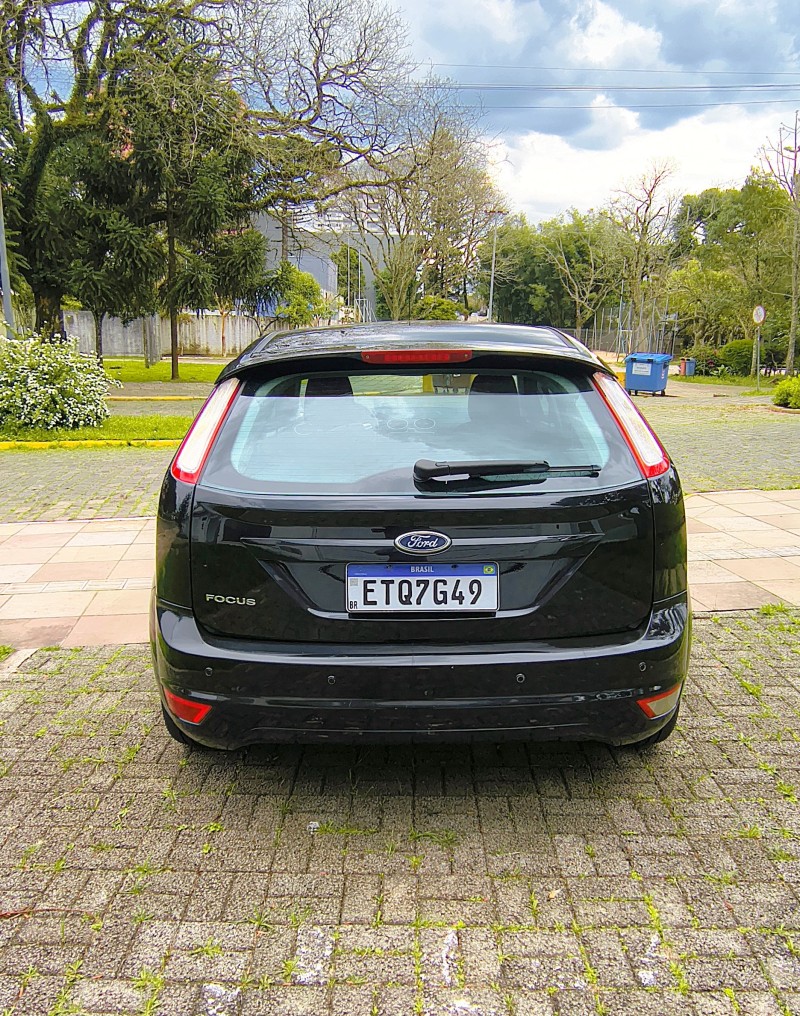 FOCUS 1.6 SE 16V FLEX 4P MANUAL - 2012 - FARROUPILHA