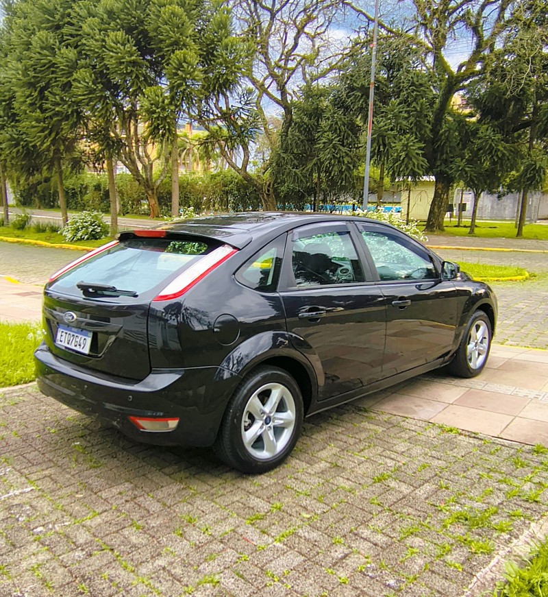 FOCUS 1.6 SE 16V FLEX 4P MANUAL - 2012 - FARROUPILHA
