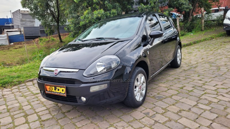 PUNTO 1.4 ATTRACTIVE ITALIA 8V FLEX 4P MANUAL - 2016 - CAXIAS DO SUL