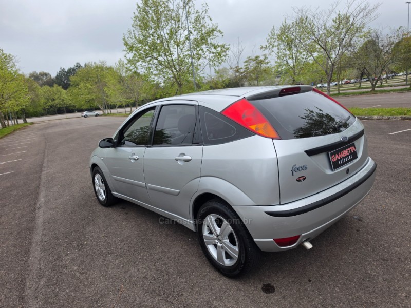 FOCUS 1.6 GLX 16V FLEX 4P MANUAL - 2008 - BENTO GONçALVES