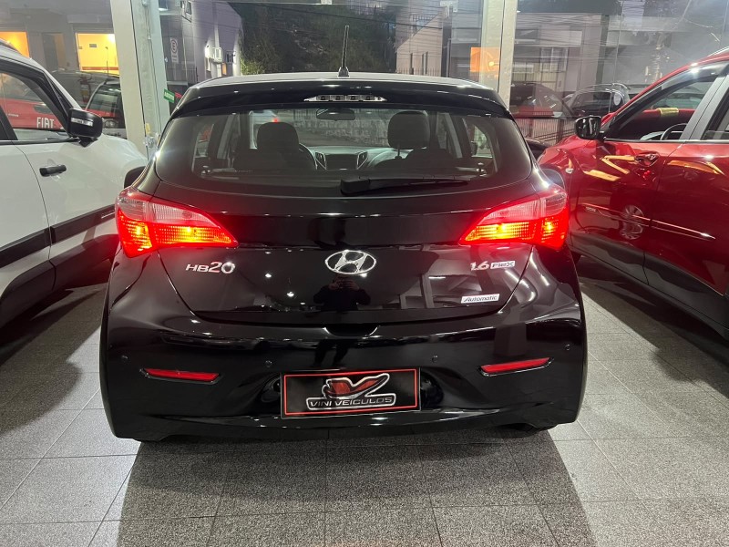 HB20 1.6 COMFORT PLUS 16V FLEX 4P AUTOMÁTICO - 2015 - CAXIAS DO SUL