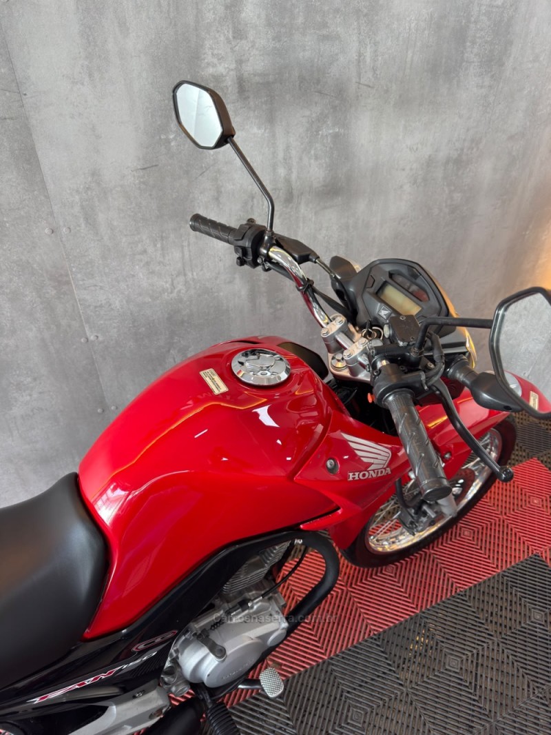 CG 150 FAN ESDI - 2015 - PORTãO