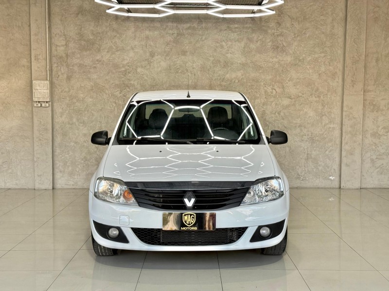 LOGAN 1.6 EXPRESSION 16V FLEX 4P MANUAL - 2012 - CAXIAS DO SUL