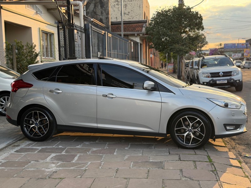 FOCUS 2.0 TITANIUM PLUS 16V FLEX 4P AUTOMÁTICO - 2016 - CAXIAS DO SUL