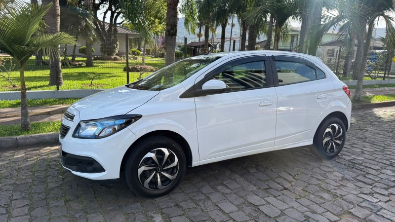 ONIX 1.4 MPFI LT 8V FLEX 4P MANUAL