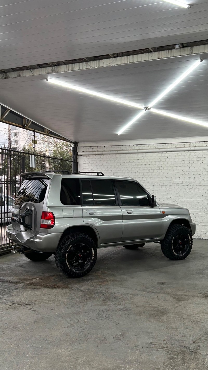 PAJERO TR4 2.0 4X4 16V 131CV GASOLINA 4P MANUAL - 2005 - CAXIAS DO SUL