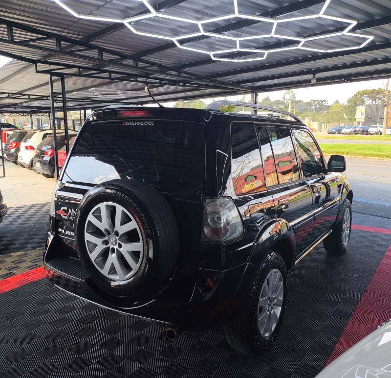 PAJERO TR4 2.0 4X4 16V 140CV FLEX 4P AUTOMÁTICO - 2012 - CANELA