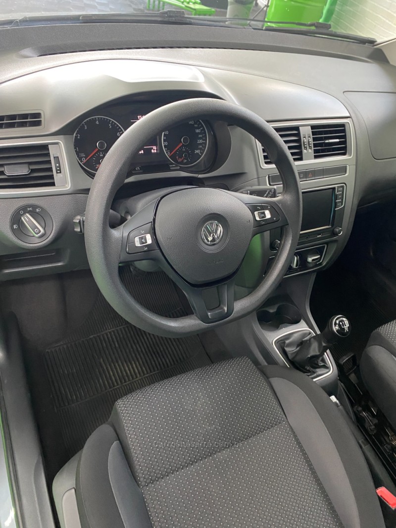 FOX 1.6 CONNECT 8V FLEX 4P MANUAL - 2020 - VACARIA