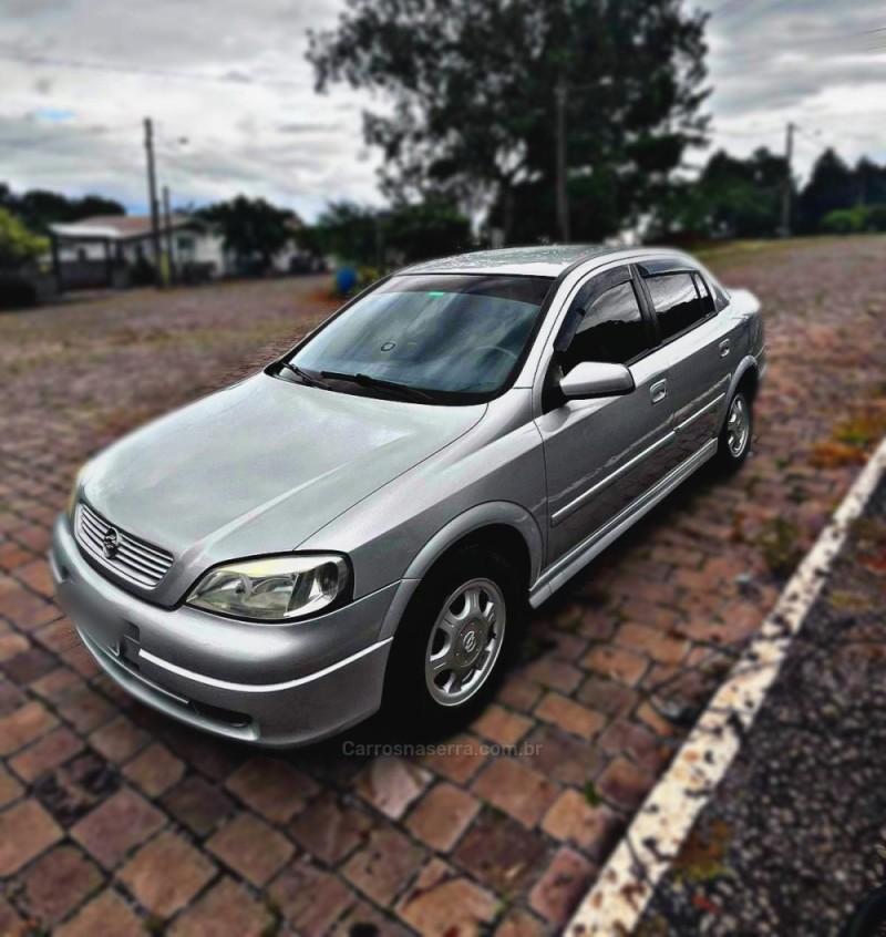 astra 1.8 mpfi gl 8v gasolina 4p manual 1999 nova prata