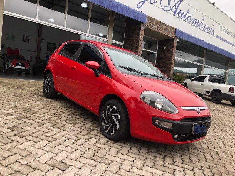 punto 1.4 attractive 8v flex 4p manual 2014 vale real