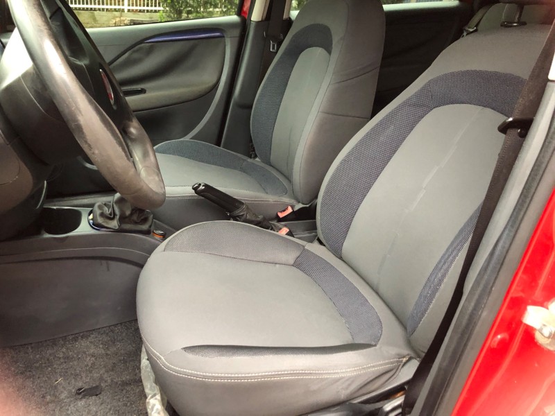 PUNTO 1.4 ATTRACTIVE 8V FLEX 4P MANUAL - 2014 - VALE REAL