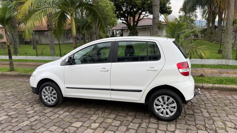 FOX 1.0 MI 8V FLEX 4P MANUAL - 2006 - FELIZ