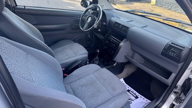 FOX 1.6 MI PLUS 8V FLEX 2P MANUAL - 2004 - CAXIAS DO SUL