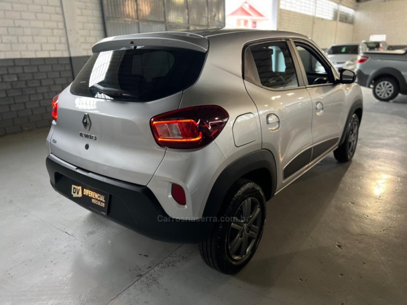 KWID 1.0 12V SCE FLEX INTENSE MANUAL - 2026 - CAXIAS DO SUL