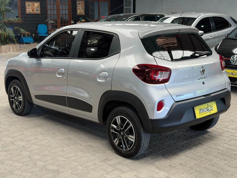 KWID 1.0 12V SCE FLEX INTENSE MANUAL - 2025 - CAXIAS DO SUL