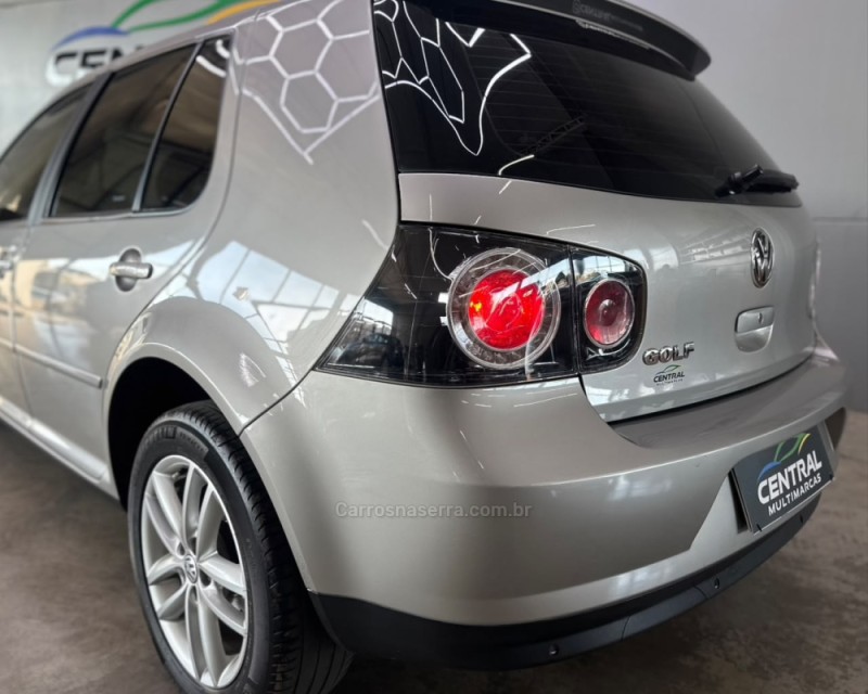 GOLF 1.6 MI SPORTLINE 8V FLEX 4P MANUAL - 2011 - VACARIA