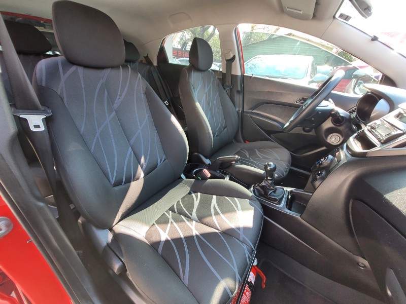 HB20 1.0 COMFORT PLUS 12V FLEX 4P MANUAL - 2013 - CARLOS BARBOSA