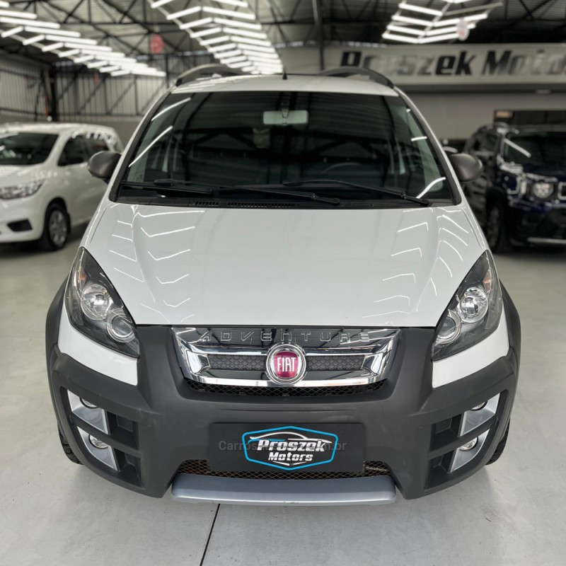 IDEA 1.8 MPI ADVENTURE 16V FLEX 4P MANUAL - 2016 - CANOAS