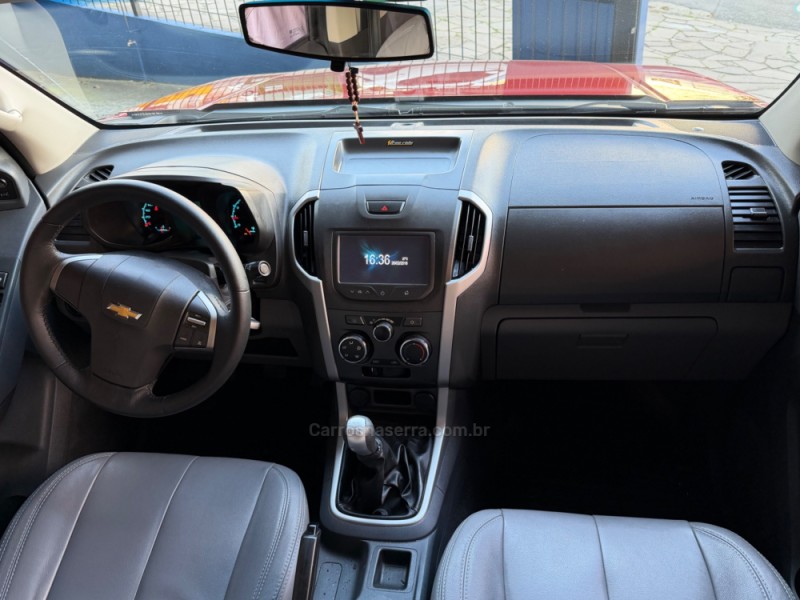 S10 2.5 FREERIDE 4X2 CD 16V FLEX 4P MANUAL - 2016 - CAXIAS DO SUL