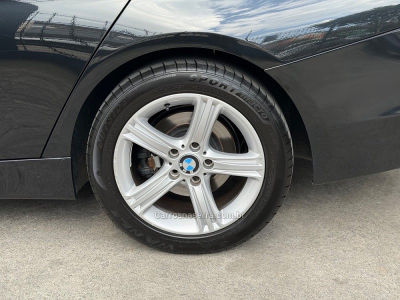320I 2.0 16V TURBO ACTIVE FLEX 4P AUTOMÁTICO - 2015 - CAXIAS DO SUL