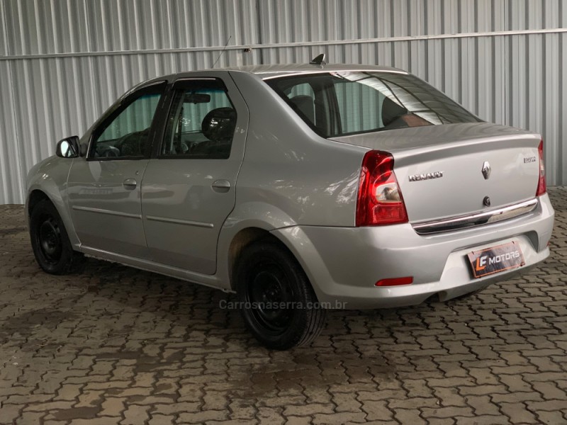 LOGAN 1.0 EXPRESSION 16V FLEX 4P MANUAL - 2013 - CAXIAS DO SUL