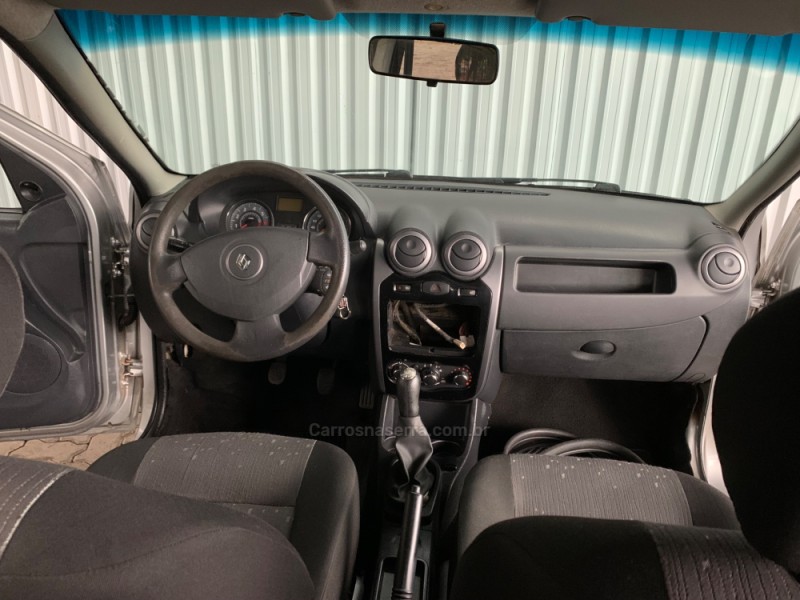 LOGAN 1.0 EXPRESSION 16V FLEX 4P MANUAL - 2013 - CAXIAS DO SUL