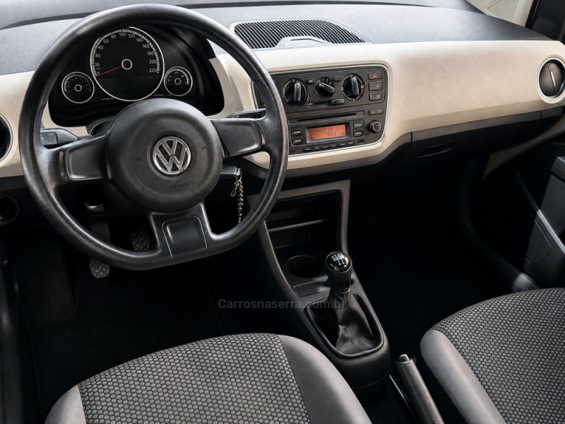 UP 1.0 TSI MOVE UP 12V FLEX 4P MANUAL - 2016 - CAXIAS DO SUL
