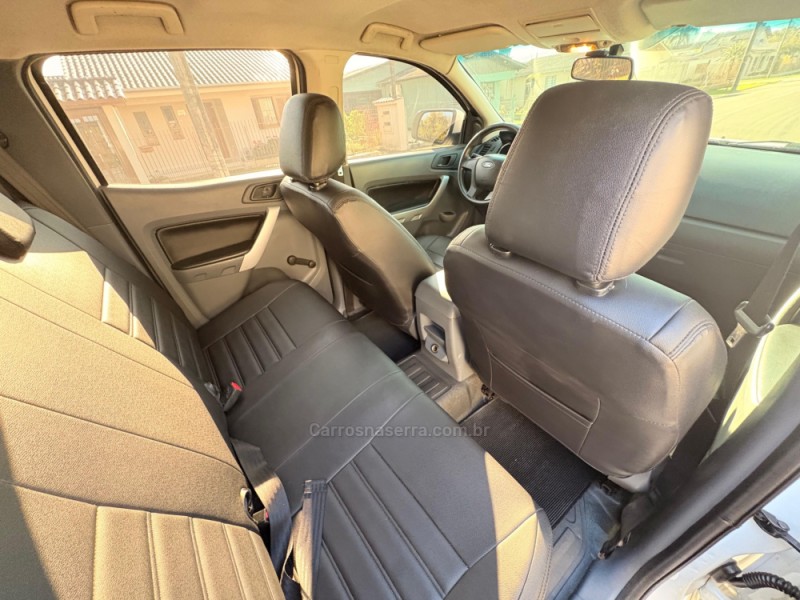 RANGER 2.2 XL 4X4 CD 16V DIESEL 4P MANUAL - 2014 - ESTâNCIA VELHA