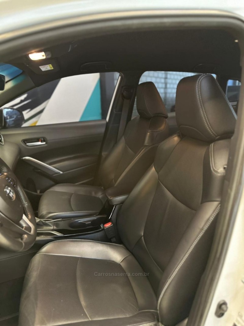 COROLLA 2.0 CROSS XRE 16V FLEX 4P AUTOMÁTICO - 2022 - NOVO HAMBURGO