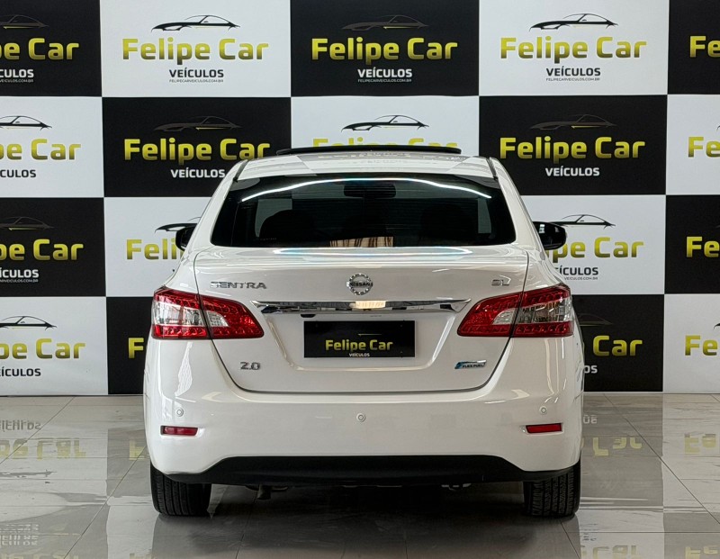SENTRA 2.0 SL 16V FLEX 4P AUTOMÁTICO - 2014 - CAXIAS DO SUL